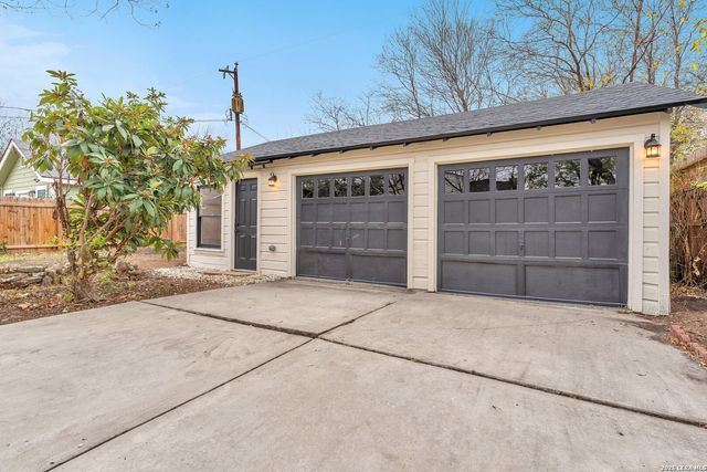 2007 W Magnolia Ave, San Antonio, TX 78201