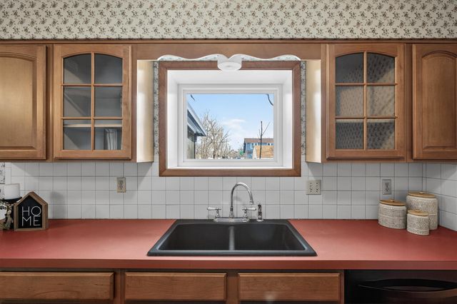 1026 N Doris St, Wichita, KS 67212