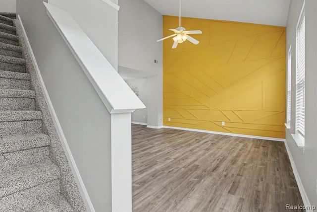 1111 Fountain View Circle, South Lyon, MI 48178