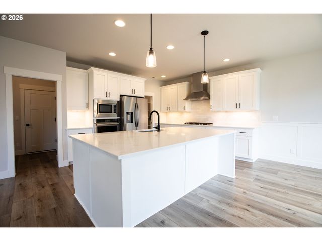 17442 Nw TWINBERRY Ln, Portland, OR 97229
