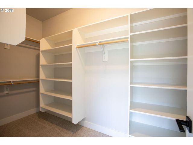 17442 Nw TWINBERRY Ln, Portland, OR 97229