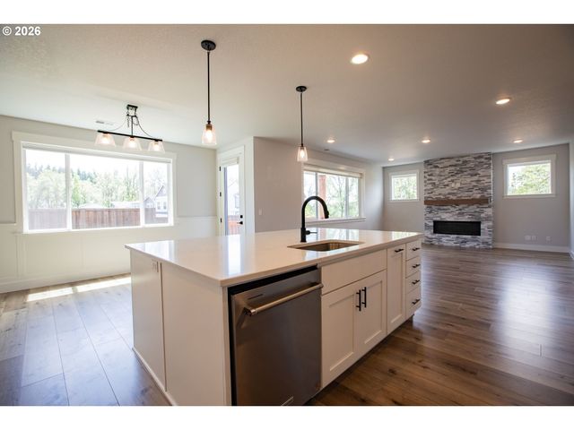 17442 Nw TWINBERRY Ln, Portland, OR 97229
