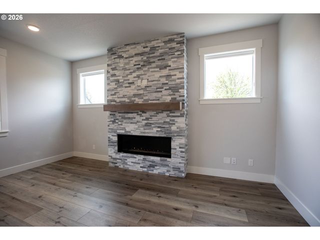 17442 Nw TWINBERRY Ln, Portland, OR 97229
