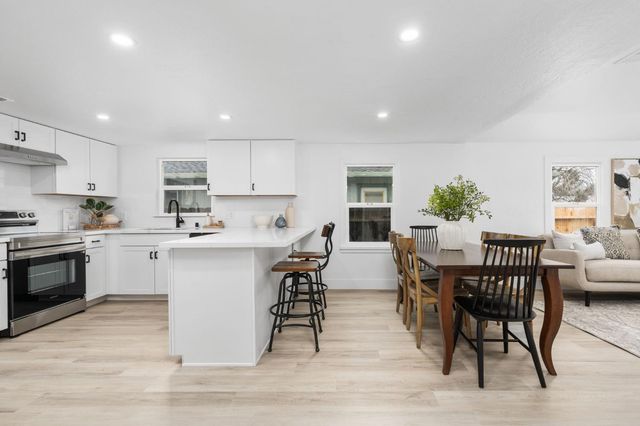 1366 E Alexander Avenue, Merced, CA 95340