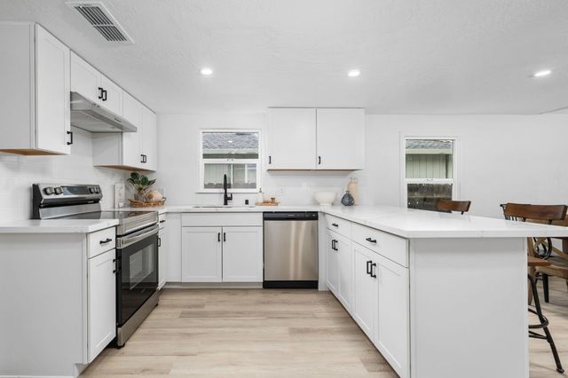 1366 E Alexander Avenue, Merced, CA 95340