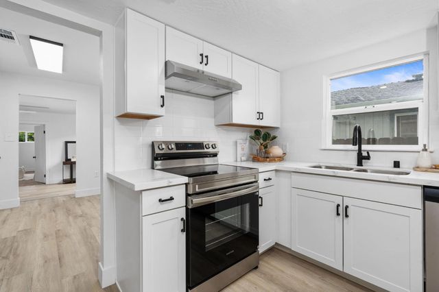 1366 E Alexander Avenue, Merced, CA 95340