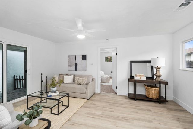 1366 E Alexander Avenue, Merced, CA 95340