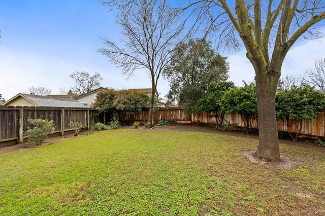 1366 E Alexander Avenue, Merced, CA 95340