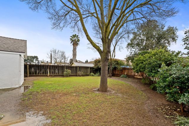 1366 E Alexander Avenue, Merced, CA 95340