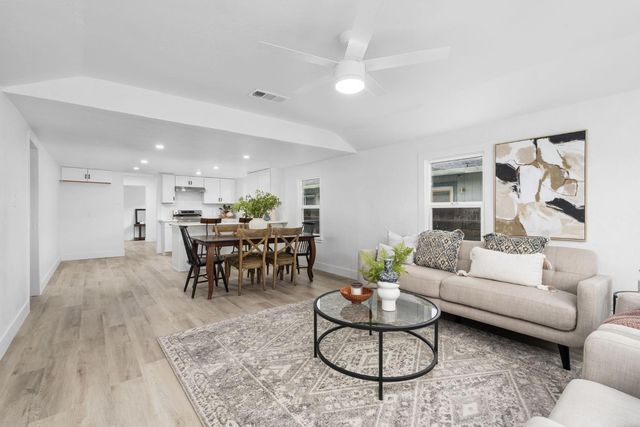 1366 E Alexander Avenue, Merced, CA 95340