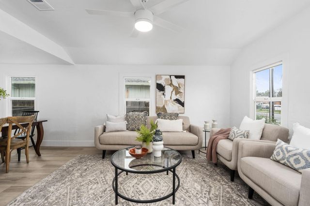 1366 E Alexander Avenue, Merced, CA 95340