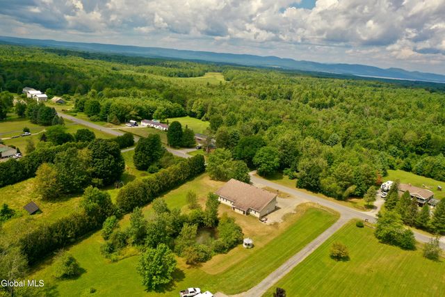 410 Ridge Road, Broadalbin, NY 12025