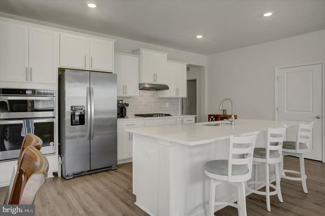 88 BRIDGE VALLEY RD, Gettysburg, PA 17325