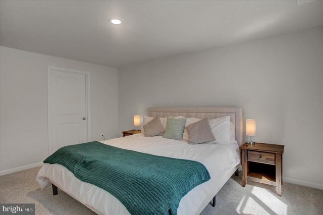 88 BRIDGE VALLEY RD, Gettysburg, PA 17325