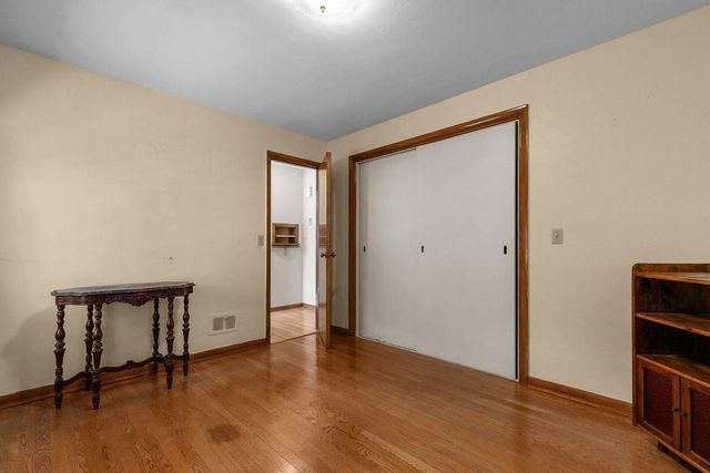 521 W 7TH STREET, Kaukauna, WI 54130