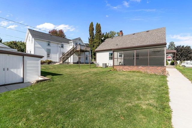 521 W 7TH STREET, Kaukauna, WI 54130