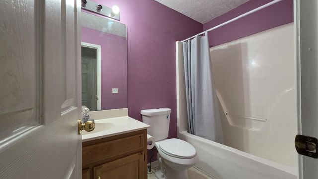 2911 Greentree Dr, Smyrna, TN 37167