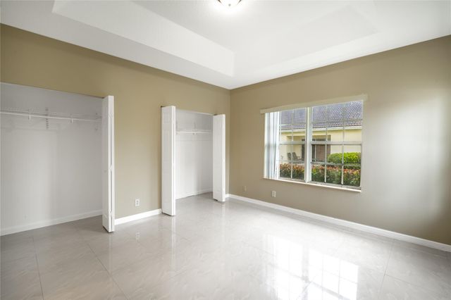 1241 NW 27th Ave, Pompano Beach, FL 33069