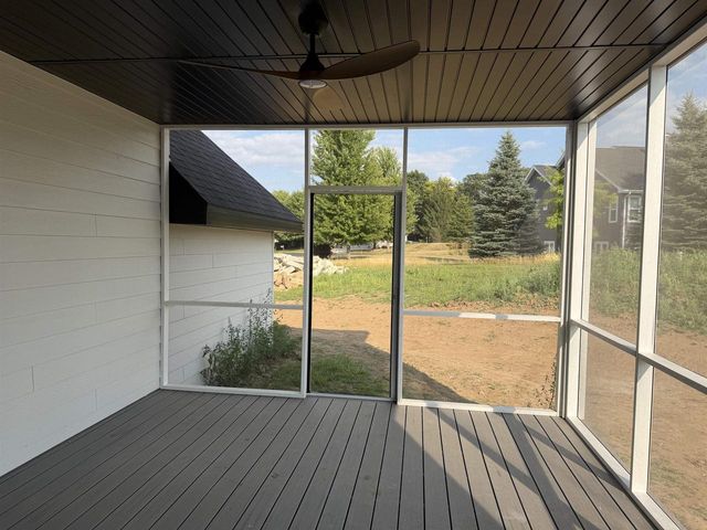 7184 Pfeil Bend Road, Sun Prairie, WI 53590
