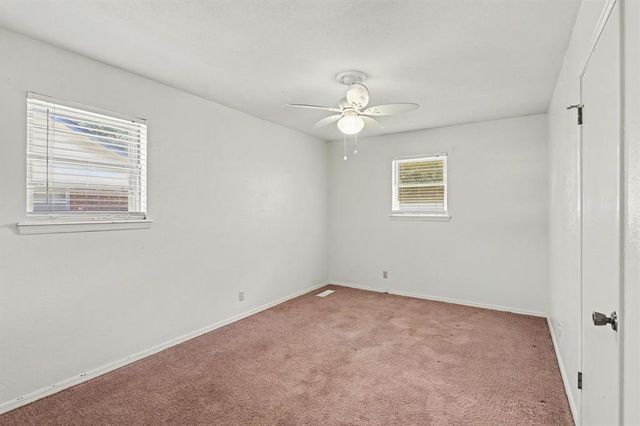 2721 Forest Oaks Circle, Norman, OK 73071