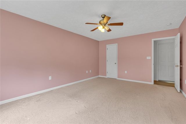 111 Aspen Dr, Brighton Twp, PA 15009