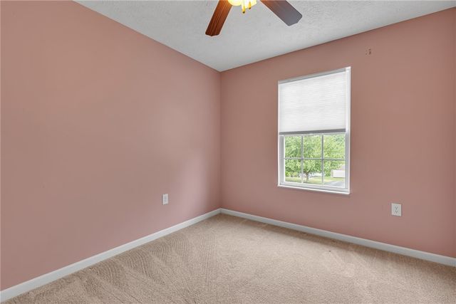 111 Aspen Dr, Brighton Twp, PA 15009