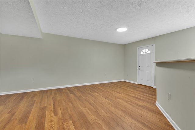 111 Aspen Dr, Brighton Twp, PA 15009