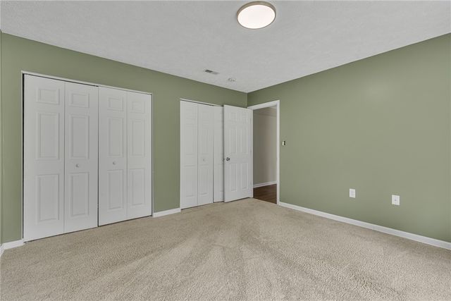 111 Aspen Dr, Brighton Twp, PA 15009