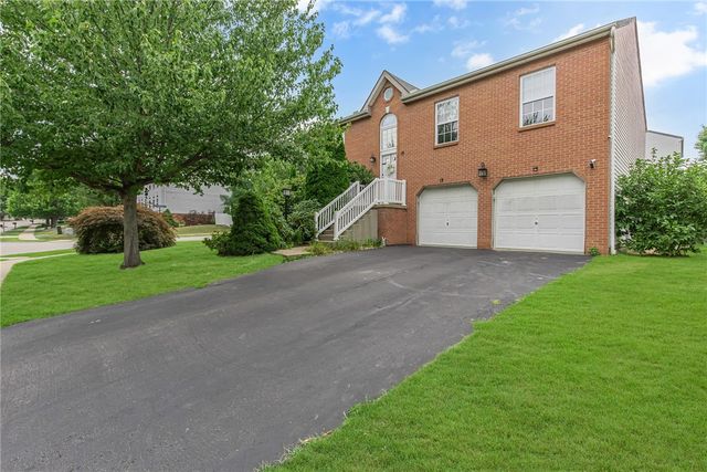111 Aspen Dr, Brighton Twp, PA 15009