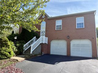 111 Aspen Dr, Brighton Twp, PA 15009