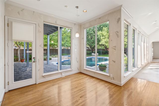 4115 Edith Court, Dallas, TX 75220