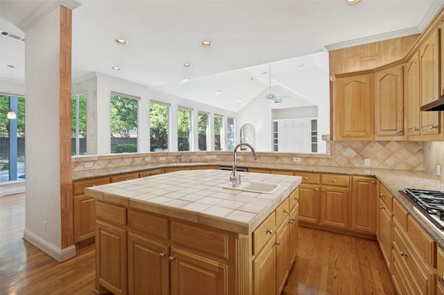 4115 Edith Court, Dallas, TX 75220
