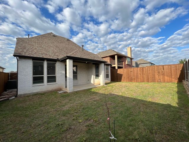 1317 Thrasher Drive, Little Elm, TX 75068