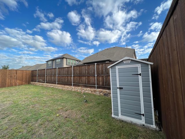 1317 Thrasher Drive, Little Elm, TX 75068