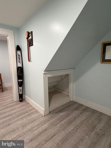 282 CEDAR LN, Annapolis, MD 21403
