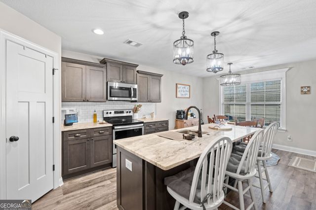 300 Kendall Court, Perry, GA 31069