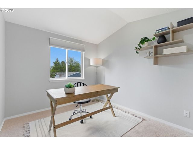 8945 N CALVERT Ave, Portland, OR 97217