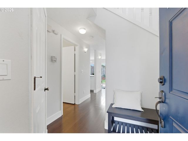 8945 N CALVERT Ave, Portland, OR 97217