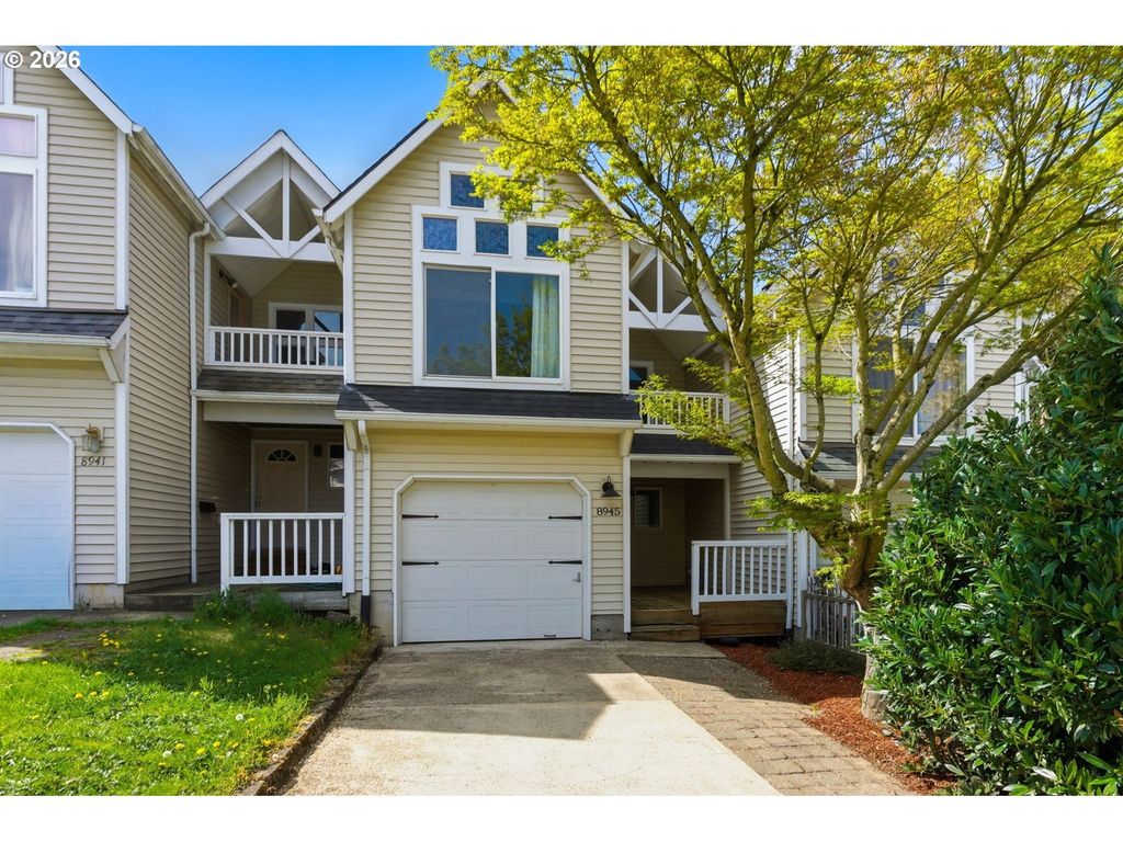 8945 N CALVERT Ave, Portland, OR 97217