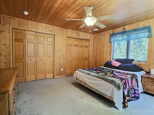 9477 Goodell Road, Eagle Harbor, MI 49950