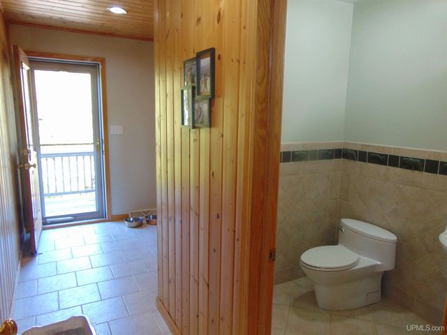 9477 Goodell Road, Eagle Harbor, MI 49950