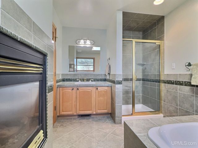 9477 Goodell Road, Eagle Harbor, MI 49950