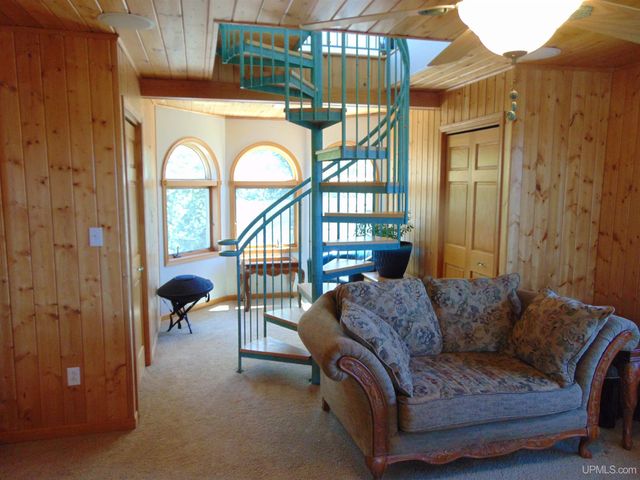 9477 Goodell Road, Eagle Harbor, MI 49950