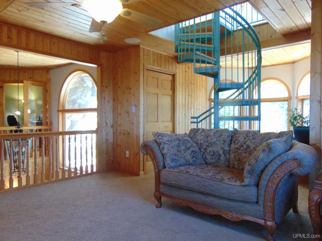9477 Goodell Road, Eagle Harbor, MI 49950