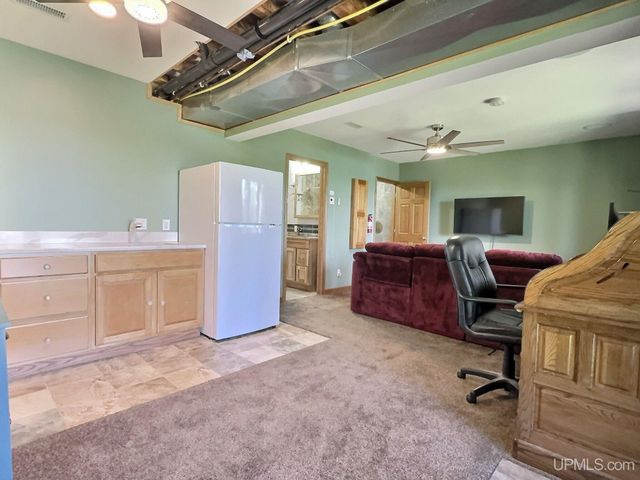 9477 Goodell Road, Eagle Harbor, MI 49950