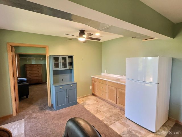 9477 Goodell Road, Eagle Harbor, MI 49950