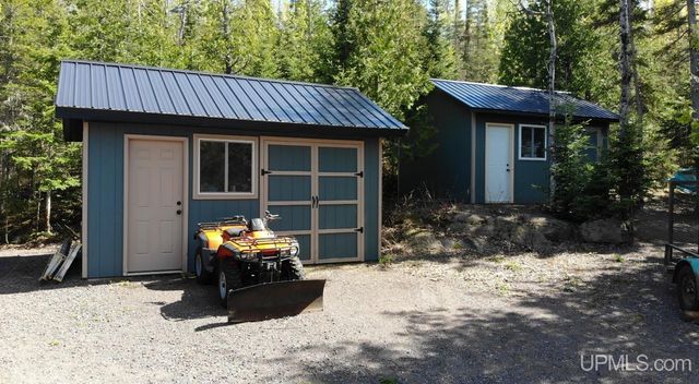 9477 Goodell Road, Eagle Harbor, MI 49950