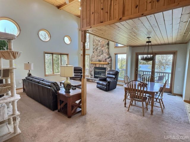 9477 Goodell Road, Eagle Harbor, MI 49950