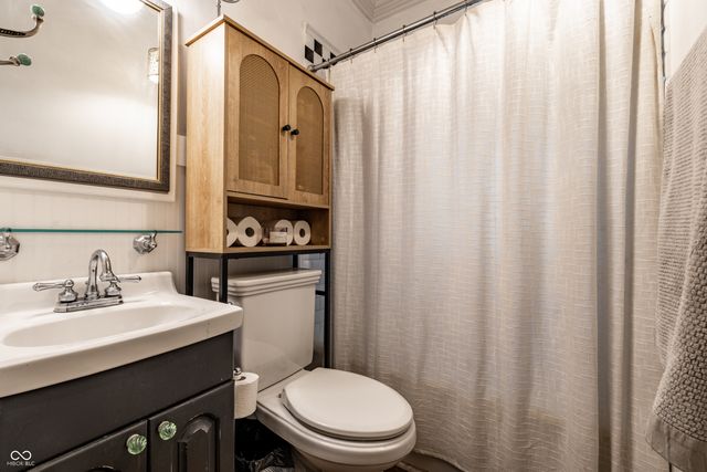 5681 Winthrop Avenue, Indianapolis, IN 46220