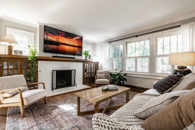 5681 Winthrop Avenue, Indianapolis, IN 46220